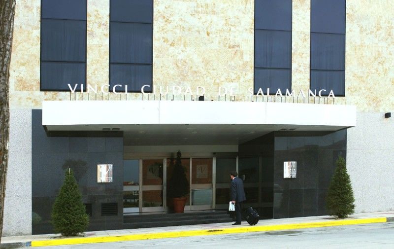 Vincci Ciudad De Salamanca Hotel Exterior photo